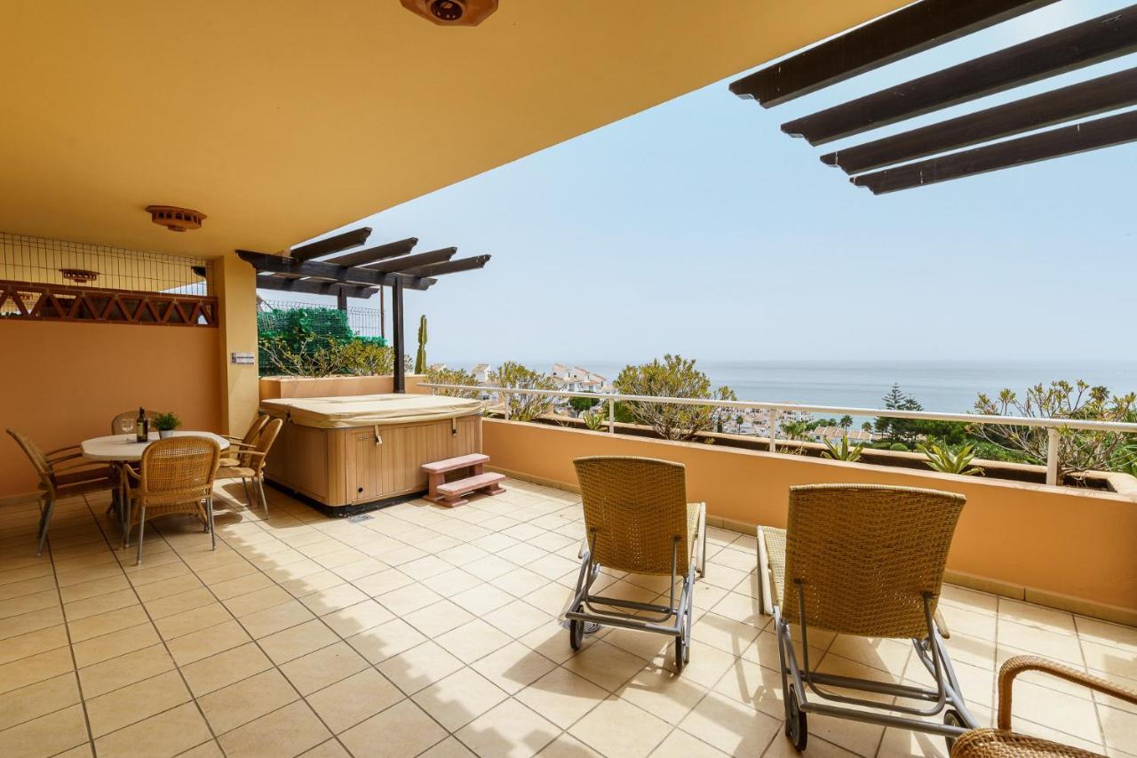 Malagasuite Premium Mijas Costa El Faro Dış mekan fotoğraf